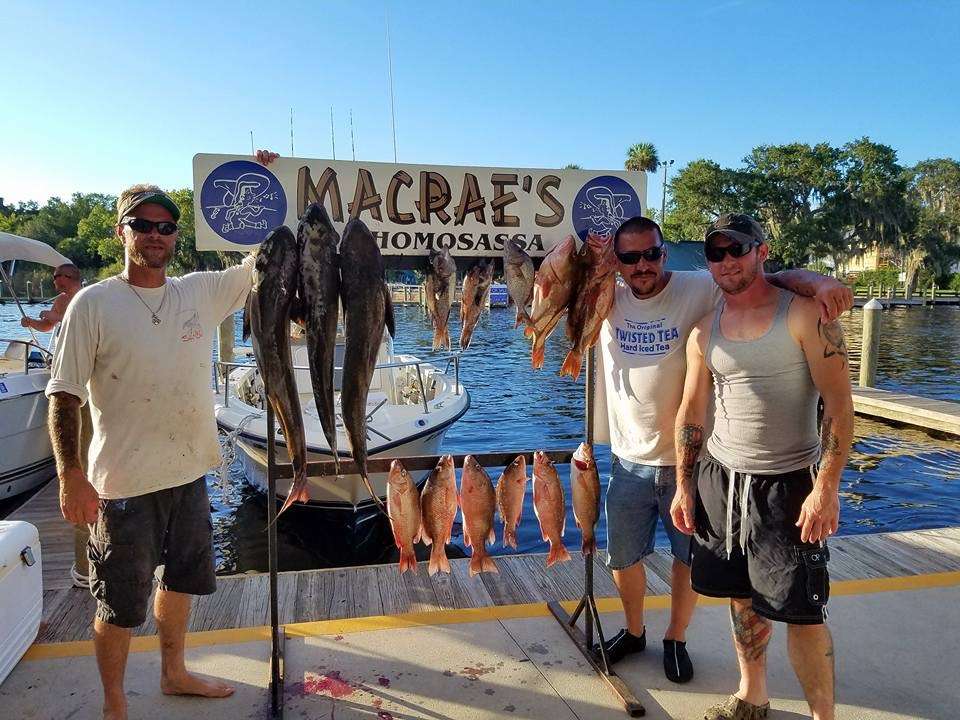 Blue Water Fishing Charter Adventures | 15333 s E Hwy 25, Weirsdale, FL 32195, USA | Phone: (352) 260-8577