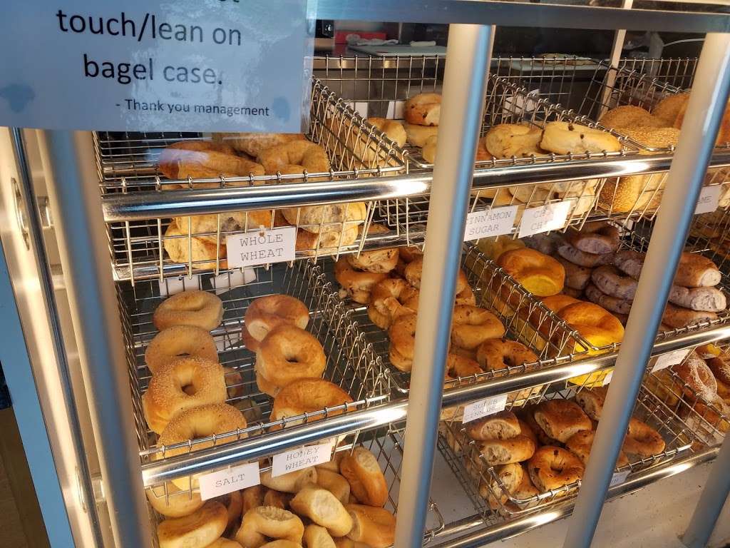 Sharkys Bagels | 4 Somerdale Rd, Blackwood, NJ 08012, USA | Phone: (856) 302-6745