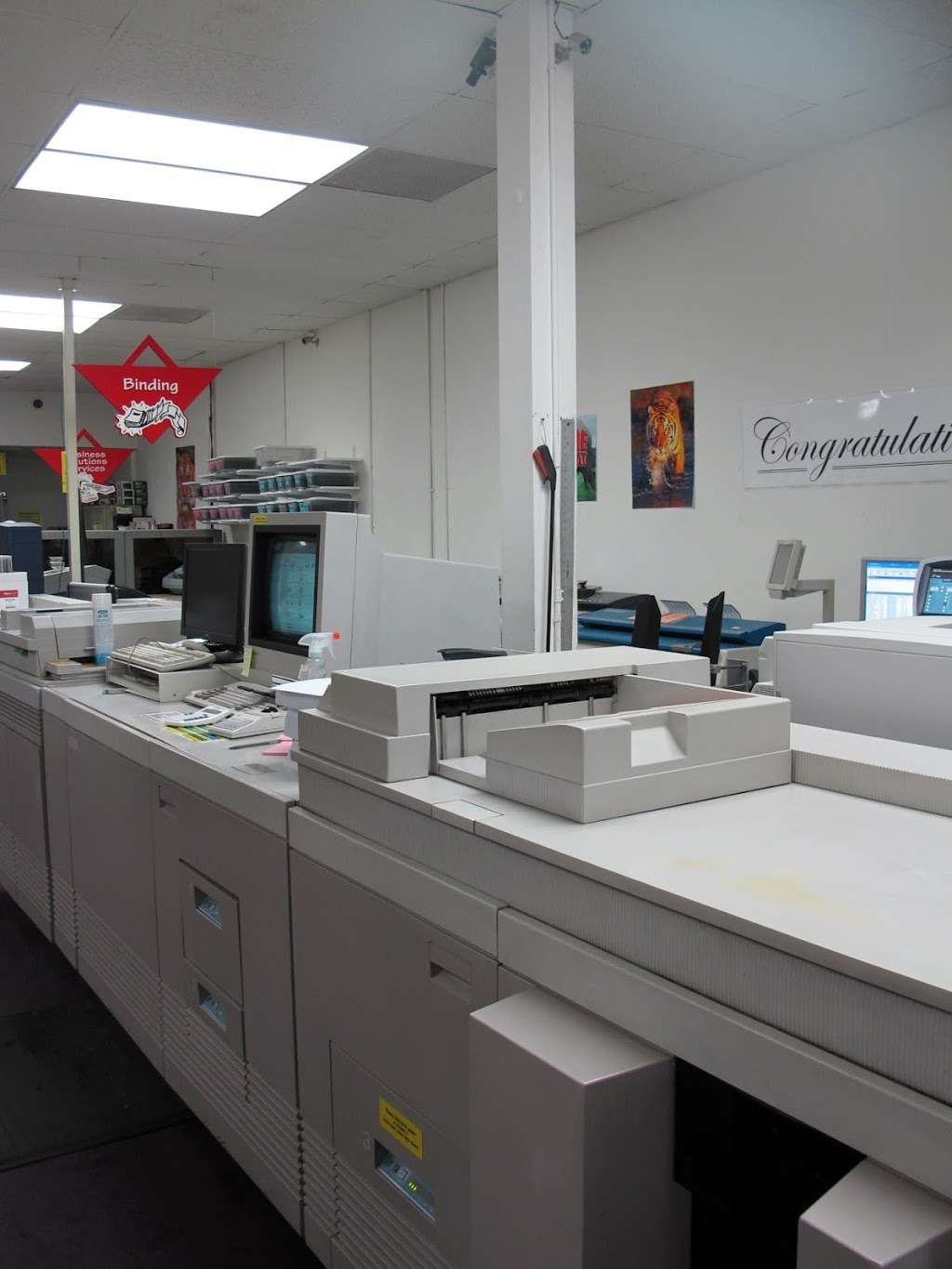 Copy 4 Less | 18828 Brookhurst St, Fountain Valley, CA 92708, USA | Phone: (714) 378-5897
