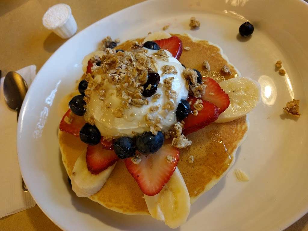 Middletown Pancake House | 1610 NJ-35, Middletown, NJ 07748, USA | Phone: (732) 671-1145