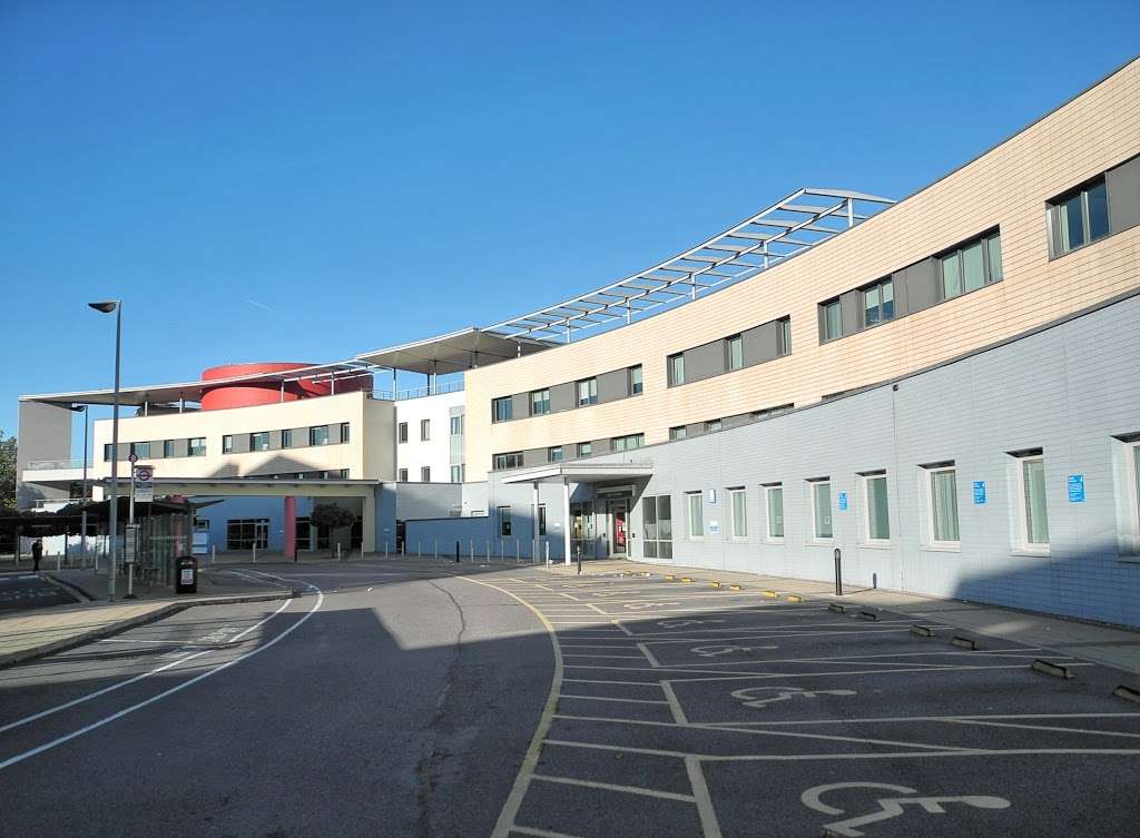 Central Middlesex Hospital | Acton Ln, Park Royal, London NW10 7NS, UK | Phone: 020 8965 5733