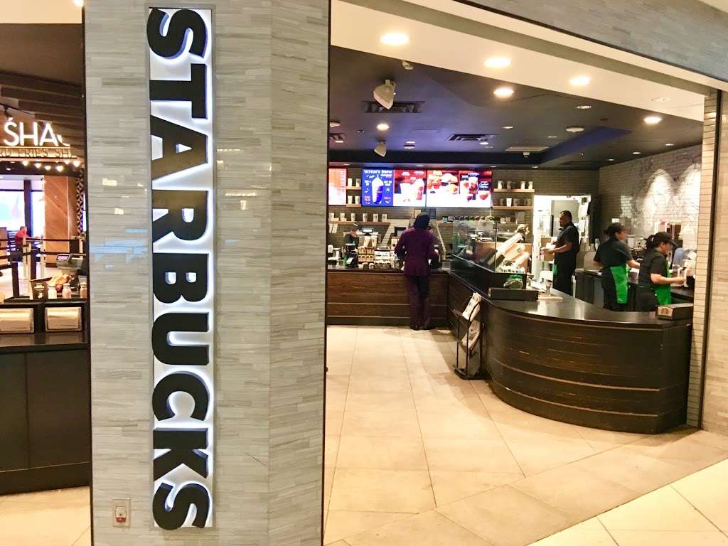 Starbucks | Los Angeles, CA 90045, USA