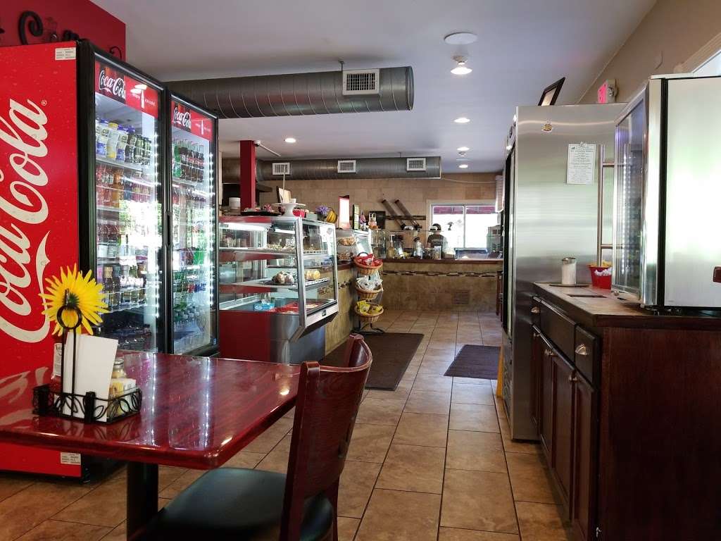 Cafe Richiesto | 1795 NY-32 #100, New Windsor, NY 12553, USA | Phone: (845) 458-5513