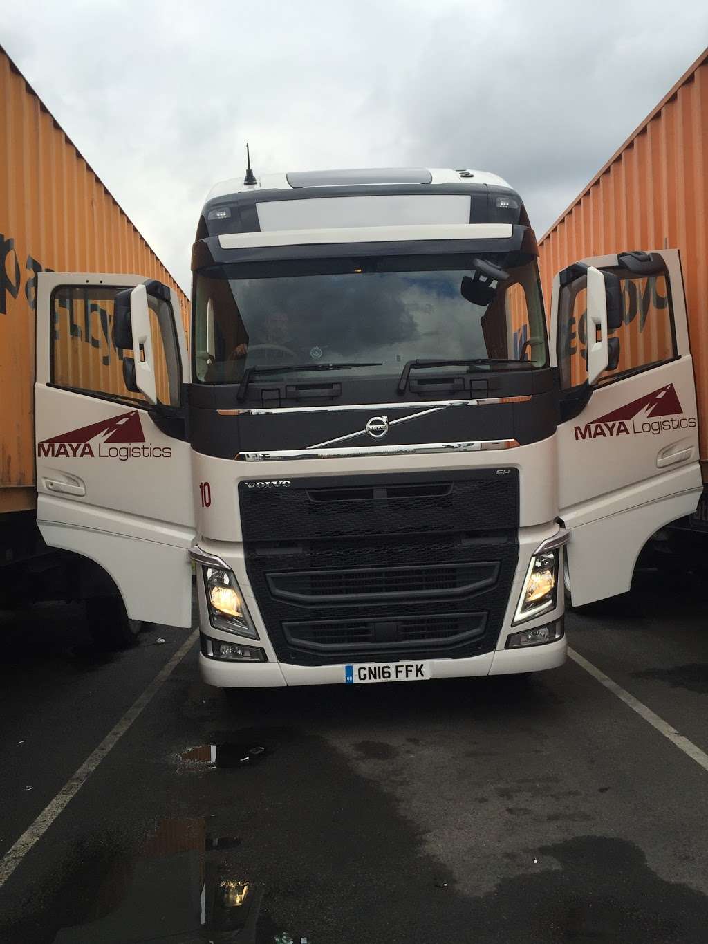 MAYALOGISTICS LTD | Fort Road, Tilbury, Tilbury,Essex RM18 7NL, UK | Phone: 07528 042359