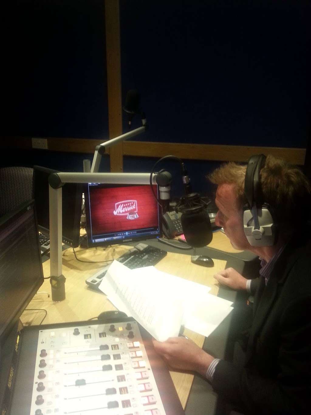 Voice Over Nigel Williams | Castlebar Park, London W5 1BX, UK | Phone: 07836 561100