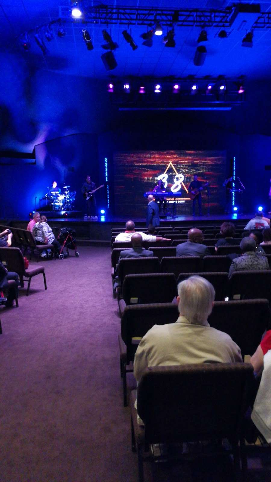 Apopka Assembly of God Church | 951 N Park Ave, Apopka, FL 32712, USA | Phone: (407) 886-2806