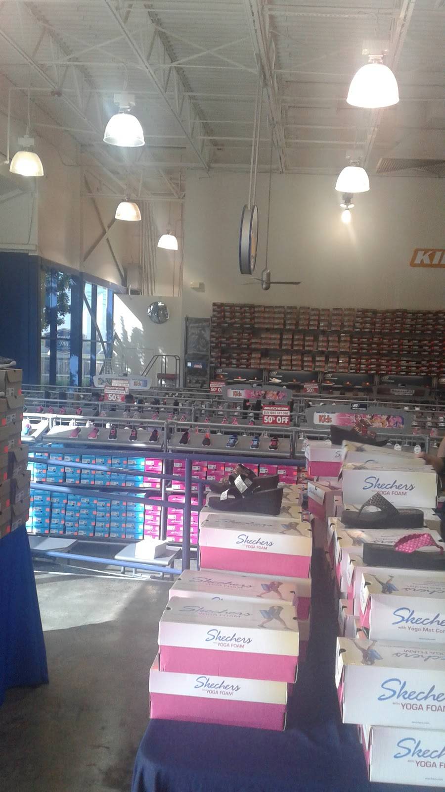 skechers store in laredo texas