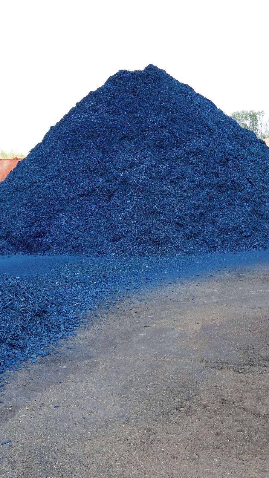 Guers Topsoil & Mulch Products Inc | 110 N Valley St, New Philadelphia, PA 17959 | Phone: (570) 277-0332