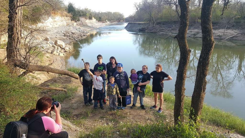 McCommas Bluff Preserve | Fairport Road, Dallas, TX 75217, USA | Phone: (214) 671-0234