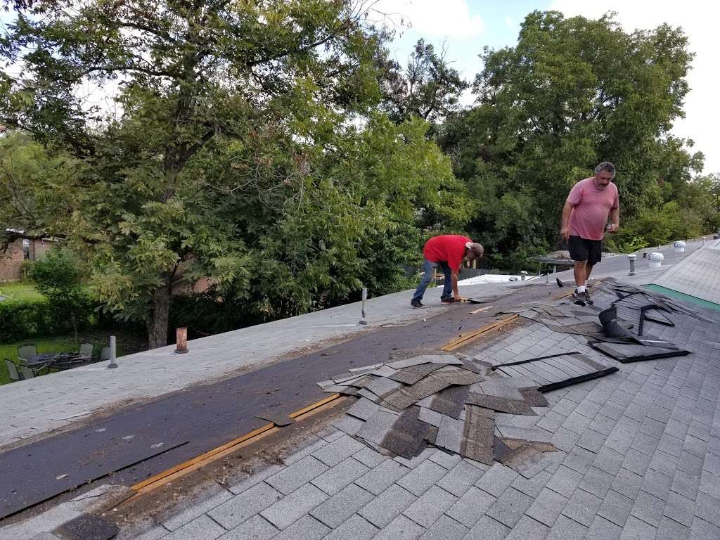 SAN ANTONIO DISCOUNT ROOFING AND REPAIRS | 6505 Grissom Rd, San Antonio, TX 78238, USA | Phone: (210) 427-2452