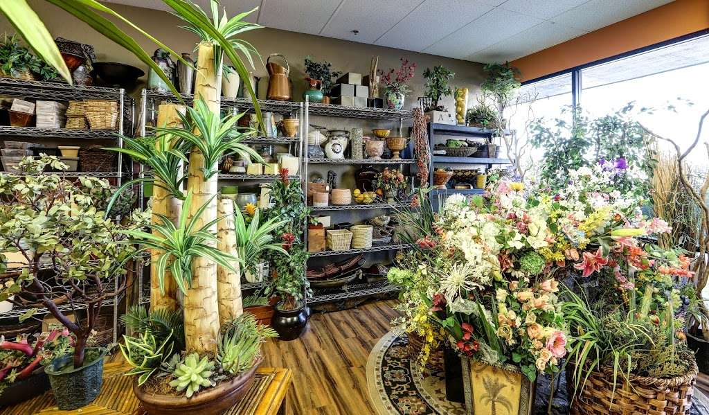 Artful Nature Decor - Replica Silk Tree & Floral Design | 18434 N 99th Ave, Sun City, AZ 85373, USA | Phone: (623) 556-9783