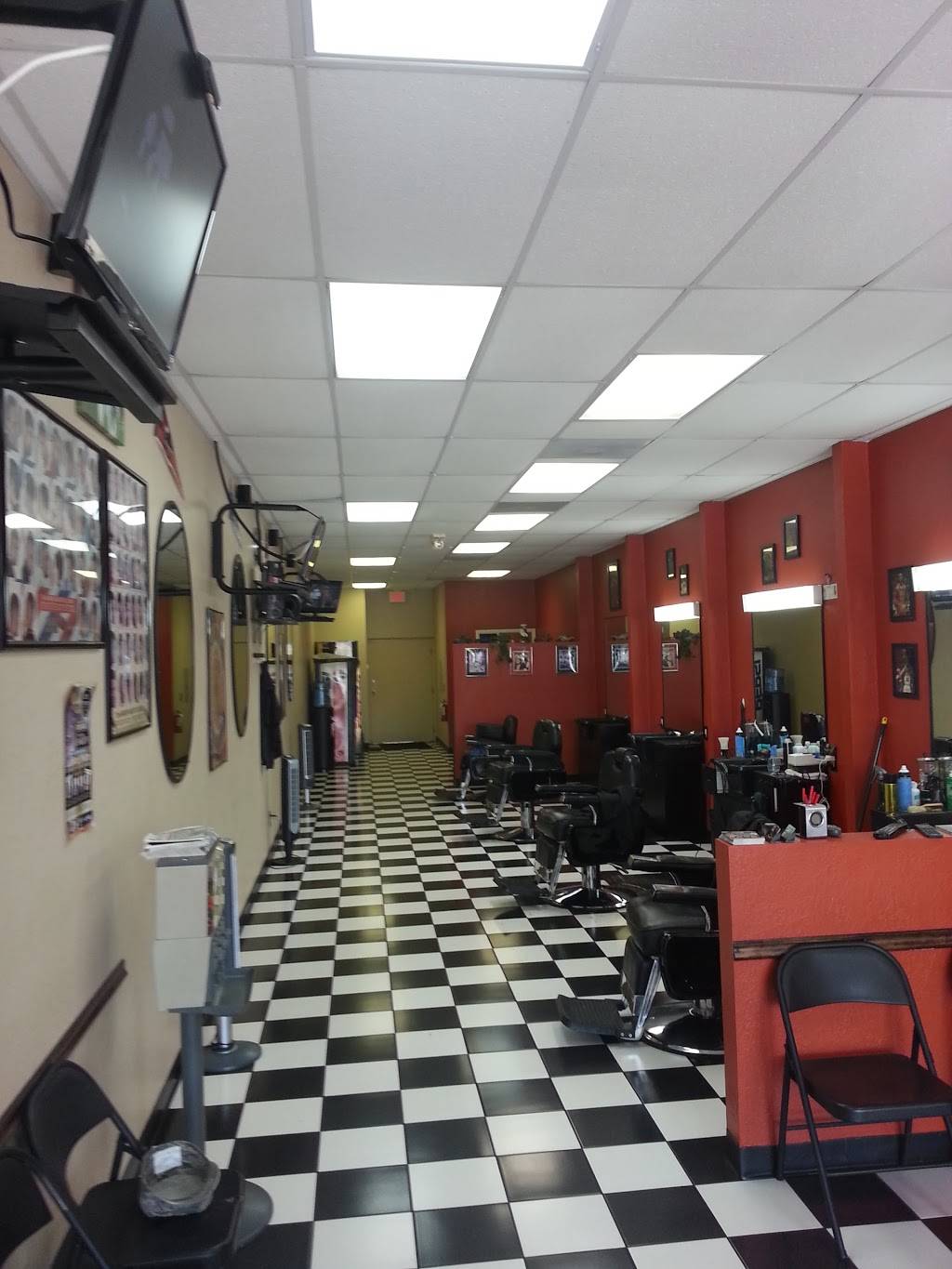 Gifted Hands Barber Shop | 5823 S Dale Mabry Hwy, Tampa, FL 33611, USA | Phone: (813) 545-9829