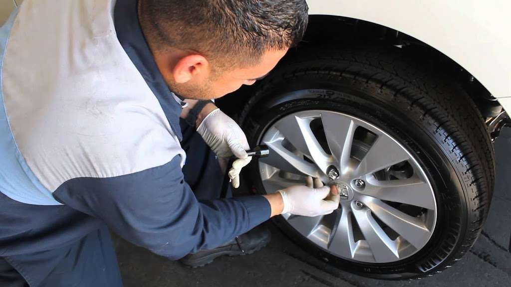 Tire Shop Mobile Services | 12121 Alief Clodine Rd, Houston, TX 77082, USA | Phone: (832) 869-3810