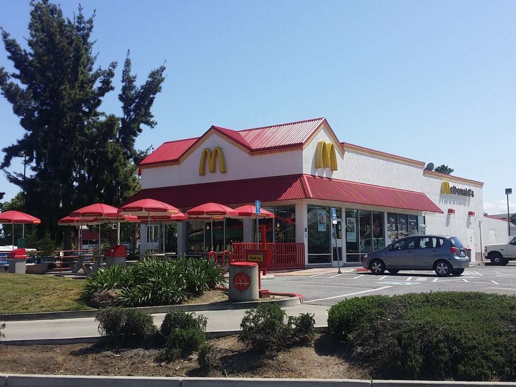McDonalds | 41 Ranch Dr, Milpitas, CA 95035, USA | Phone: (408) 946-9099