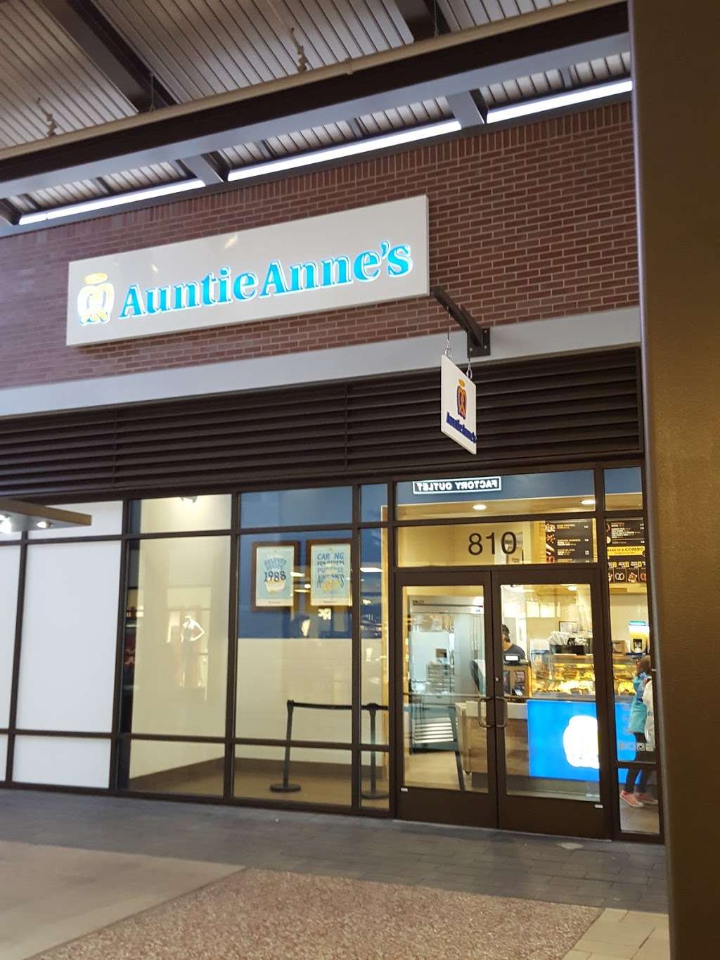 Auntie Annes | Interstate 270 West, Clarksburg, MD 20871, USA | Phone: (301) 540-7320