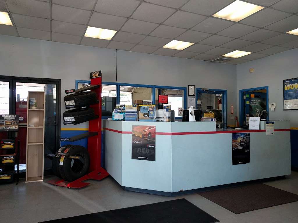 Monro Auto Service And Tire Centers | 706 Adams St, Quincy, MA 02169, USA | Phone: (617) 472-0511