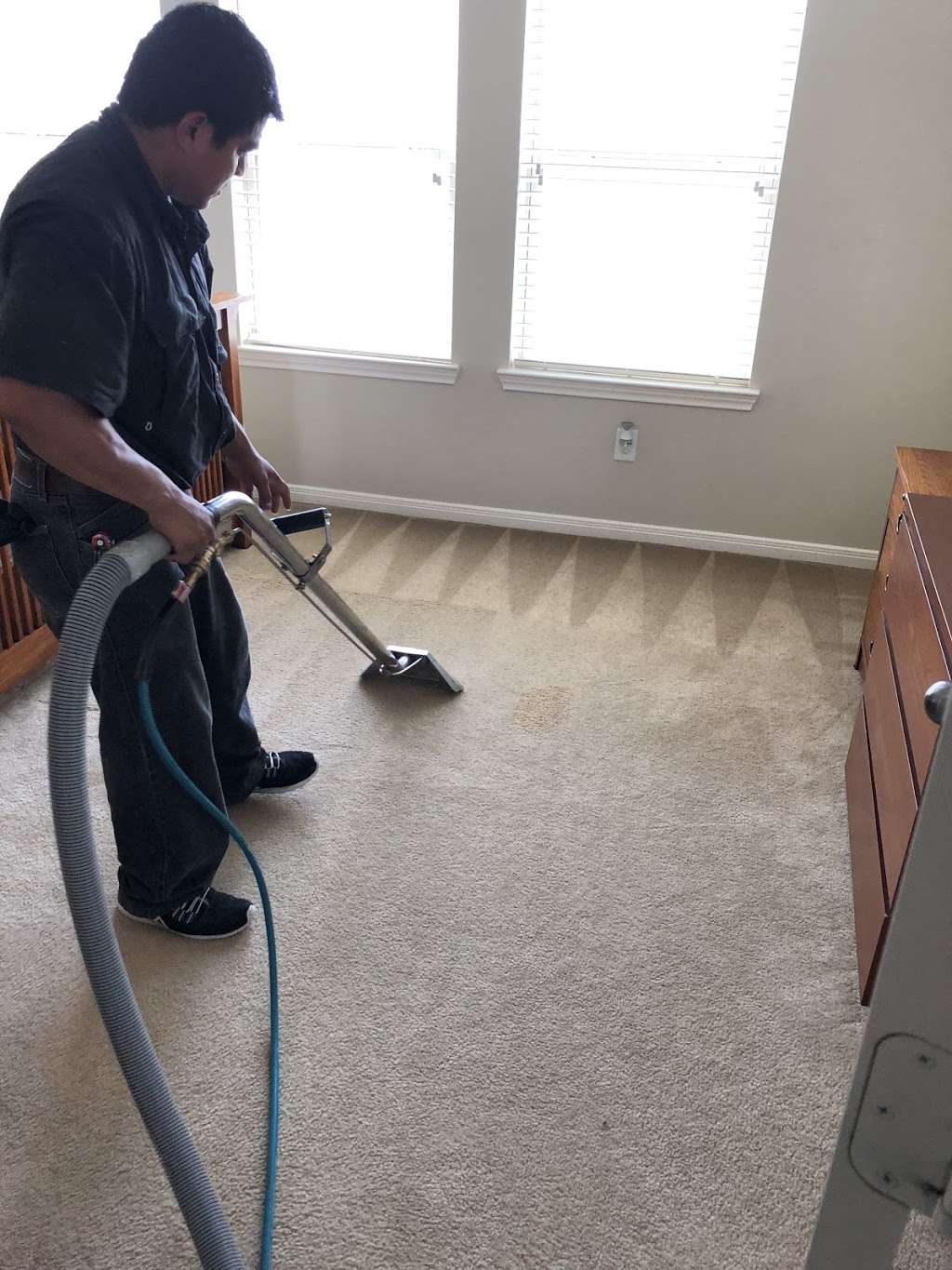 Carpet Cleaning Missouri City | 1600 Cartwright Rd, Missouri City, TX 77489 | Phone: (832) 655-4893