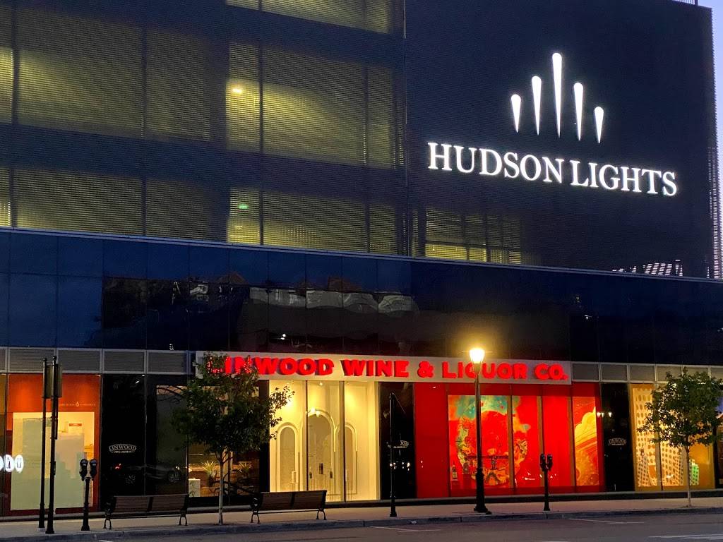 Linwood Wine - Hudson Lights | 675 Park Ave, Fort Lee, NJ 07024, USA | Phone: (201) 944-5504