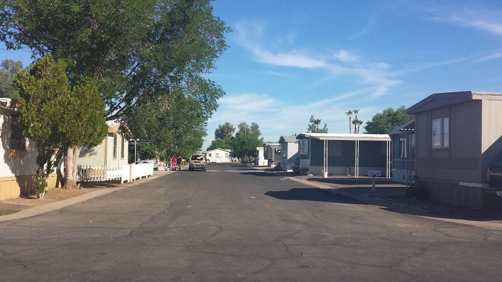 Shadow Ridge Estates Family Mobile Home Park | 8595 N 71st Ave, Glendale, AZ 85301, USA | Phone: (623) 693-8177