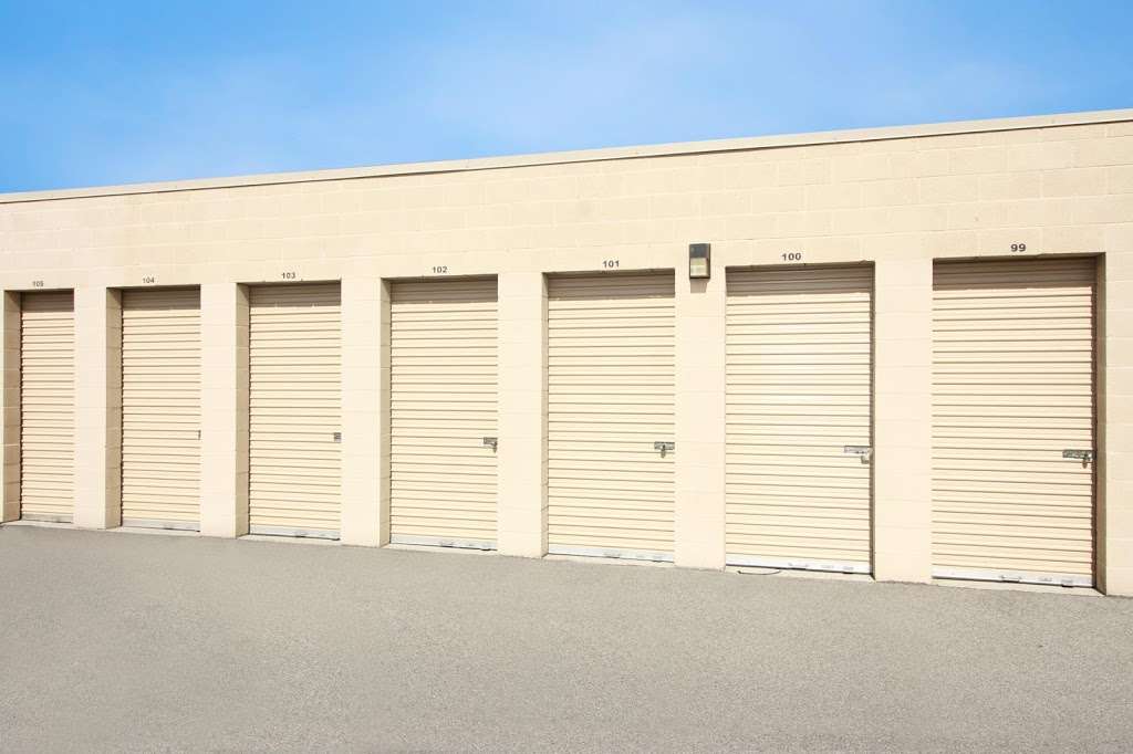 Guava Street Self Storage | 41176 Guava St, Murrieta, CA 92562, USA | Phone: (951) 677-1162