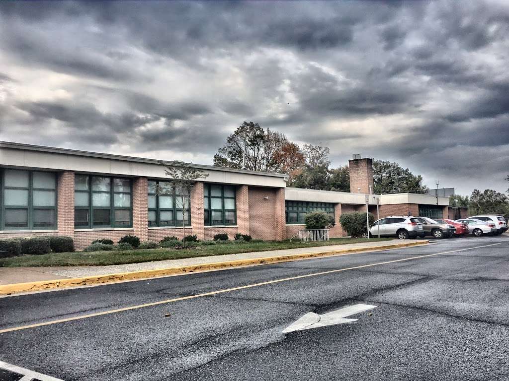 Fairhill Elementary School | 3001 Chichester Ln, Fairfax, VA 22031 | Phone: (703) 208-8100