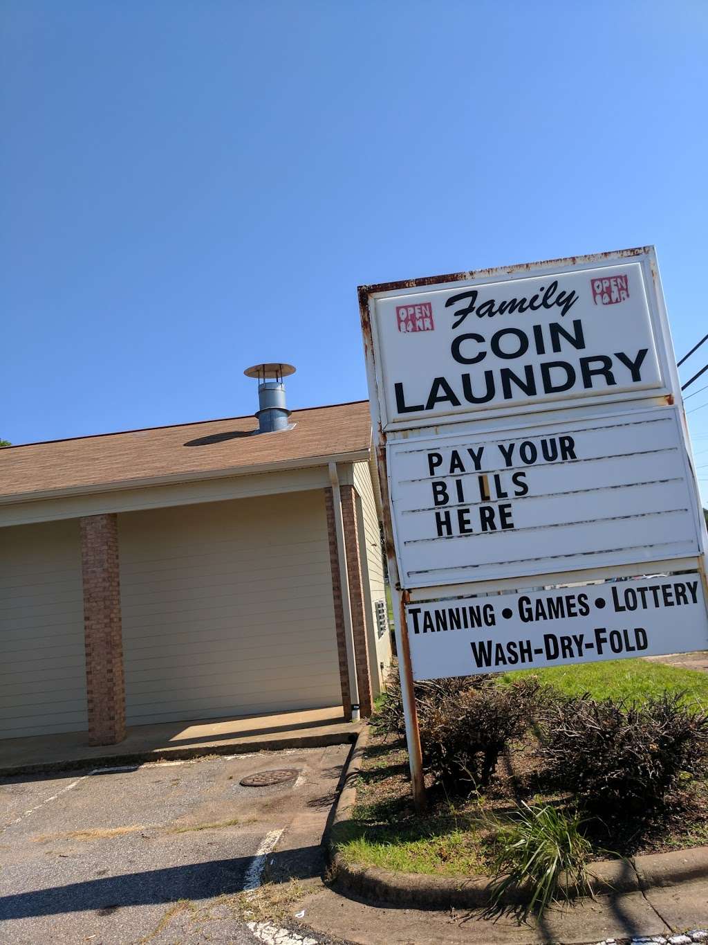 Coin Laundry | 1820 N Main Ave, Newton, NC 28658, USA