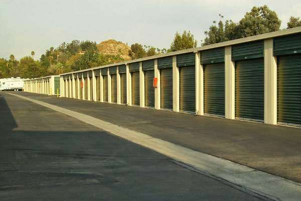 Central Ave Self Storage | 3399 Central Ave, Riverside, CA 92506 | Phone: (951) 666-2862