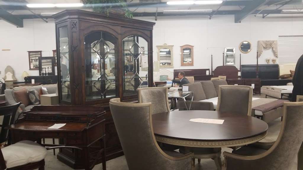 The Outlet at Sheffield Furniture & Interiors - furniture store  | Photo 3 of 10 | Address: 1000 Hollingsworth Dr, Phoenixville, PA 19460, USA | Phone: (610) 644-7450