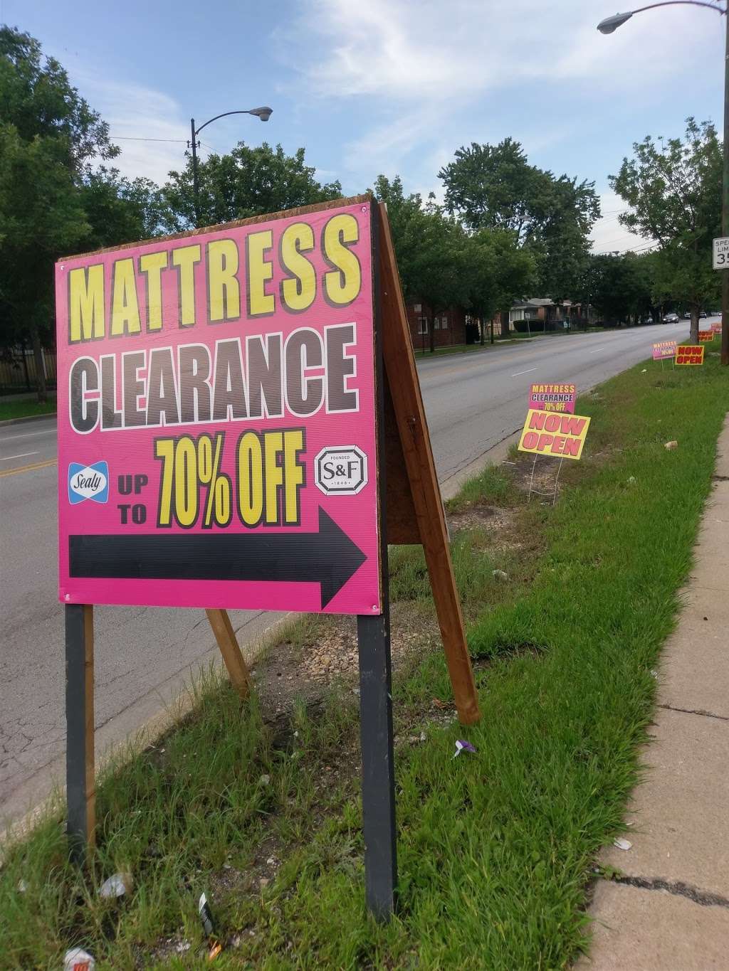 Mattress Zone Outlet | 3145 W Columbus Ave, Chicago, IL 60652, USA | Phone: (773) 788-6730