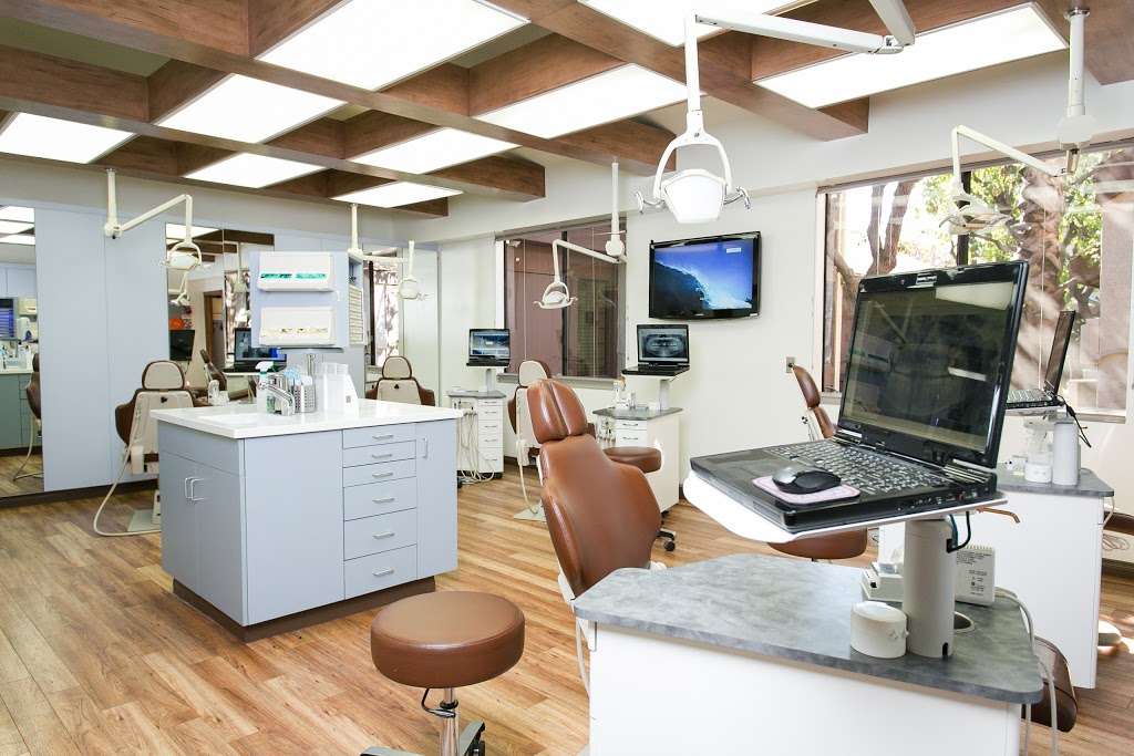 Pair Orthodontics | 18907 Nordhoff St #42, Northridge, CA 91324, USA | Phone: (818) 349-4956