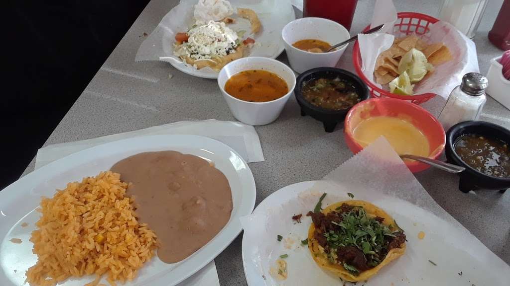 Restaurant la esperanza | 10508 Airline Dr # A, Houston, TX 77037, USA | Phone: (281) 260-8575