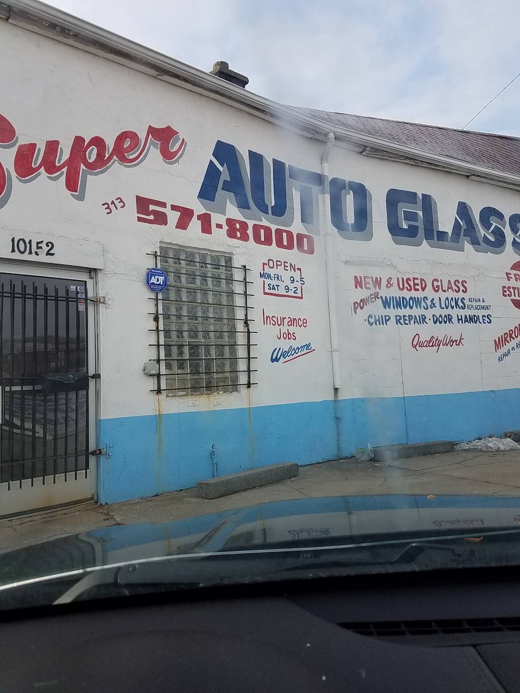 Super Auto Glass | 10152 E Warren Ave, Detroit, MI 48214, USA | Phone: (313) 571-8000