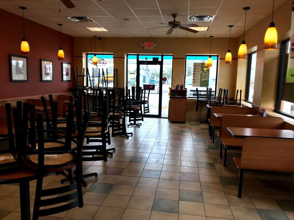 Subway Restaurants | 430-A Hwy 146 North, Texas City, TX 77590, USA | Phone: (409) 945-7827