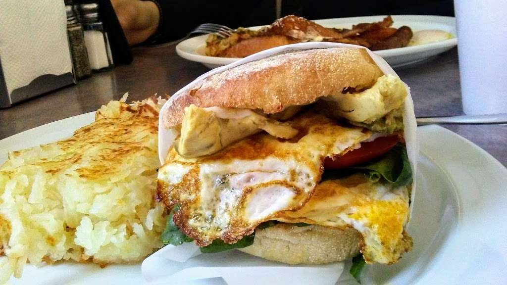 Sams Burgers | 8505 Telegraph Rd, Pico Rivera, CA 90660, USA | Phone: (562) 869-1482