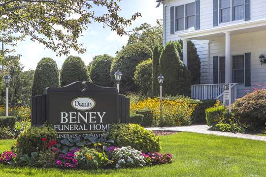 Beney Funeral Home | 79 Berry Hill Rd, Syosset, NY 11791, USA | Phone: (516) 921-2888
