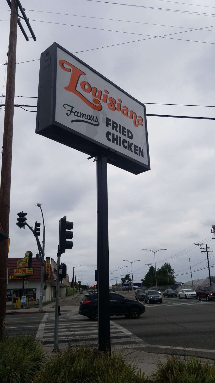Louisiana Fried Chicken | 734 W Alondra Blvd, Compton, CA 90220, USA | Phone: (310) 764-2110