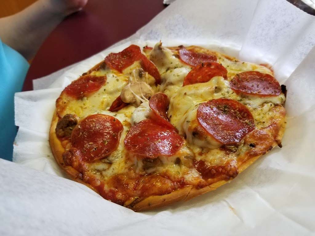 Mickey & Bills Pizza | 3102 Foltz St, Indianapolis, IN 46241 | Phone: (317) 241-6019