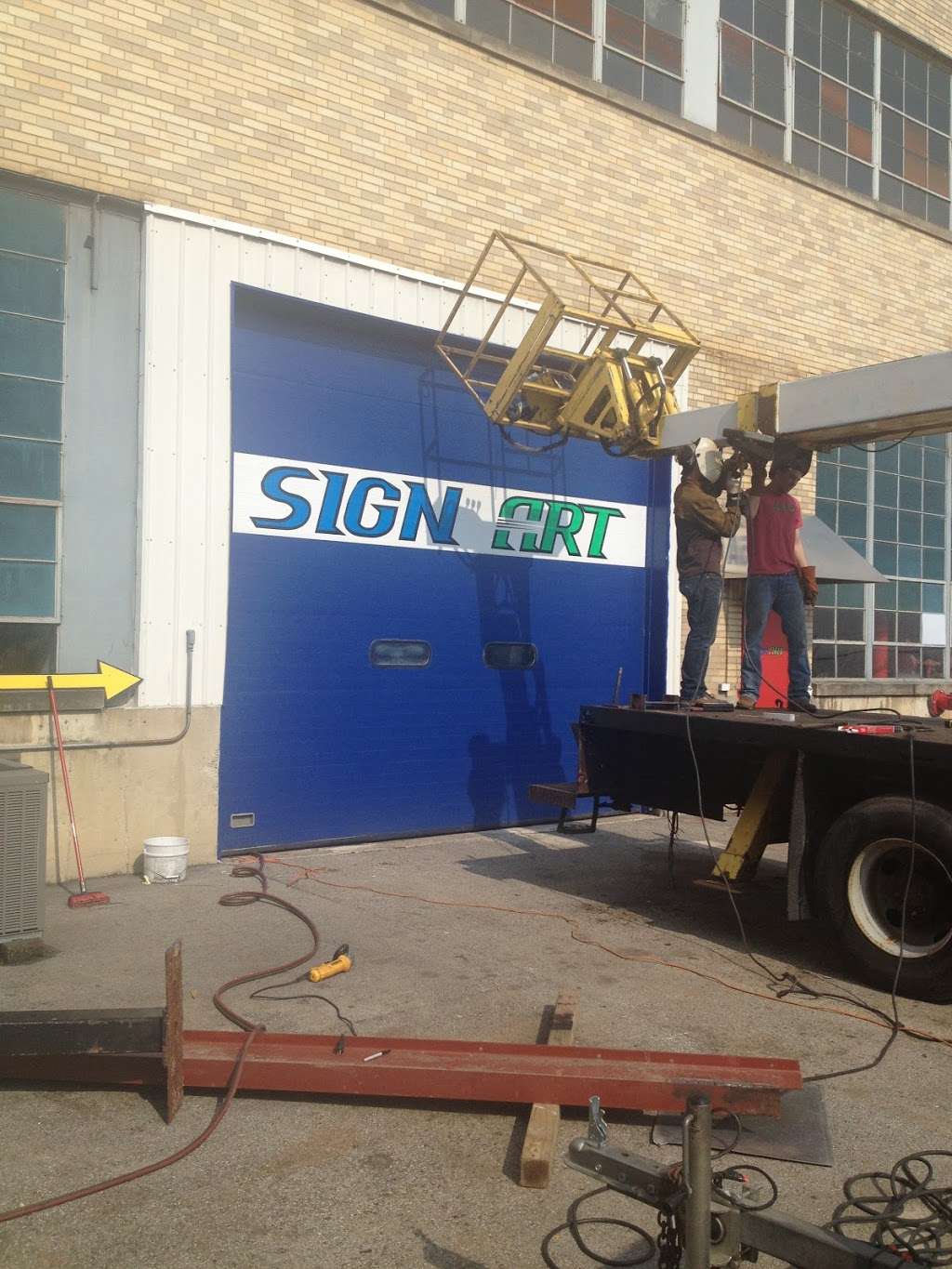 Sign Art | 2525 Shadeland Ave Suite 5A Bldg 30, Indianapolis, IN 46219 | Phone: (317) 247-0333