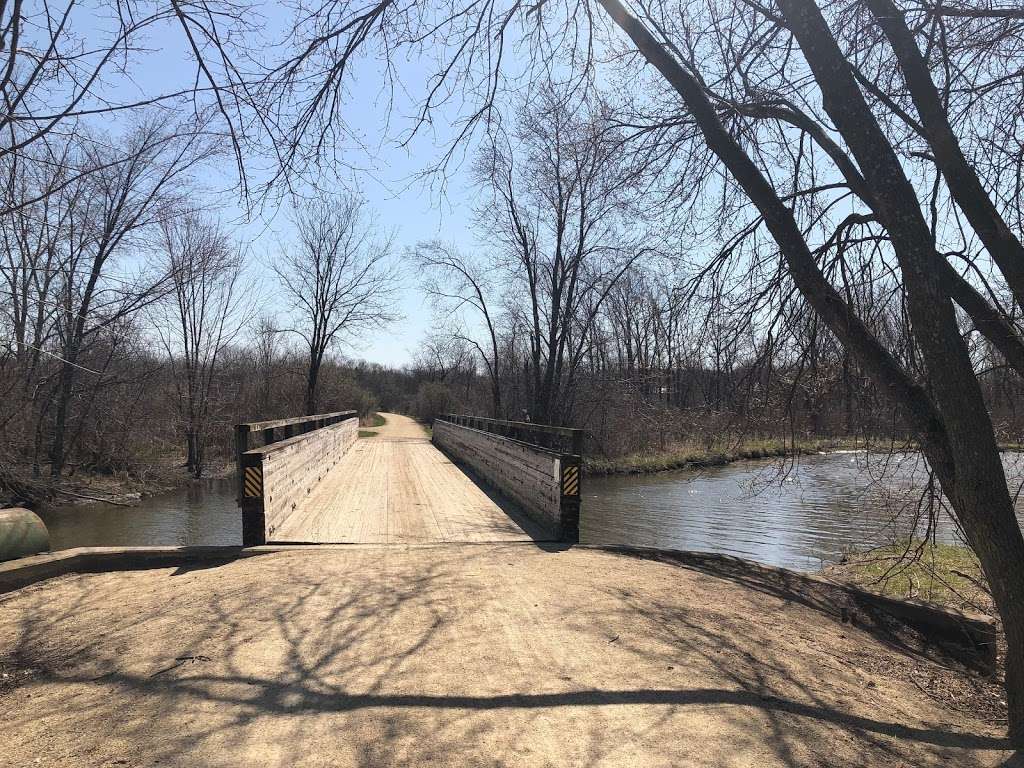 Des Plaines River Trail and Greenway | 15601 W Russell Rd, Wadsworth, IL 60083 | Phone: (847) 367-6640