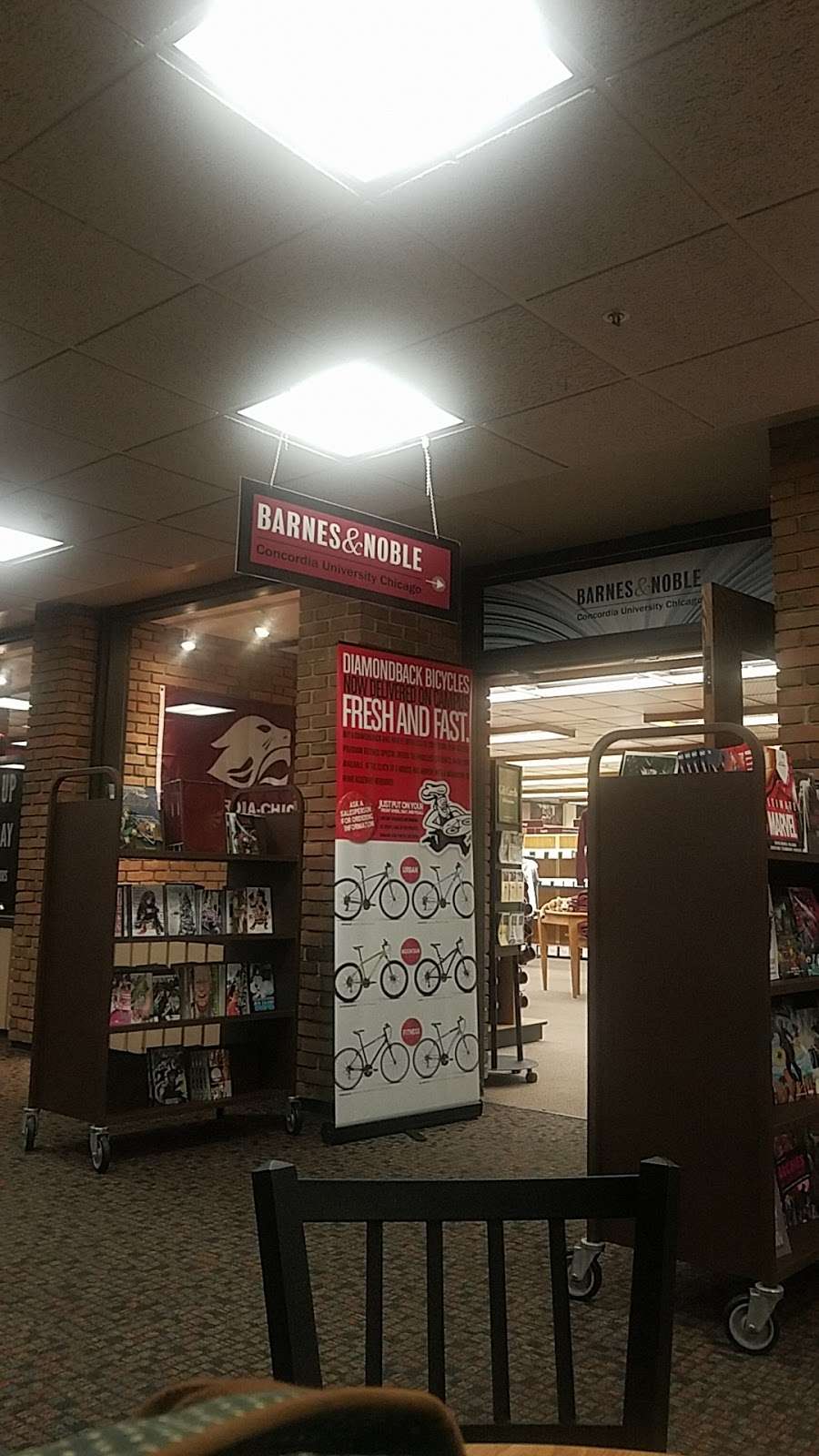 Barnes Noble At Concordia University Chicago Book Store 7400