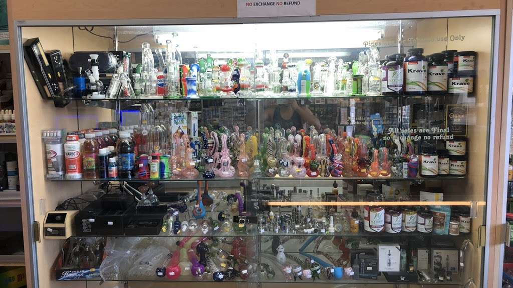 Apple Valley Smoke Shop | 20783 Bear Valley Rd, Apple Valley, CA 92308, USA | Phone: (760) 240-0512