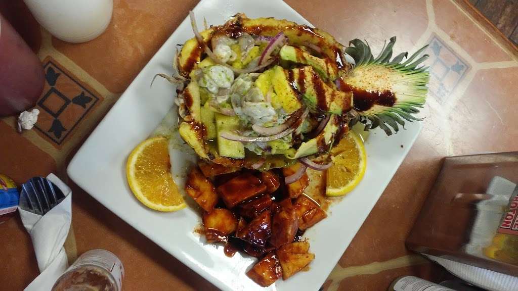 Mariscos El Rey | 820 Dayton St, Aurora, CO 80010, USA | Phone: (720) 858-1479