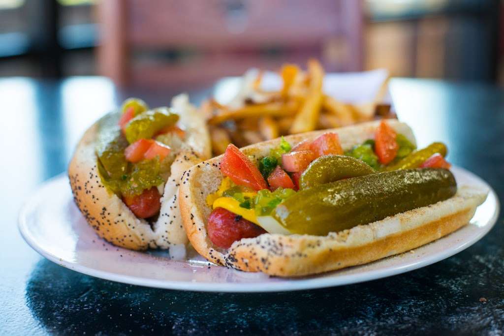 Kobies Hot dogs & Pizzeria | 1810 N Delany Rd suite a, Gurnee, IL 60031 | Phone: (847) 672-7733
