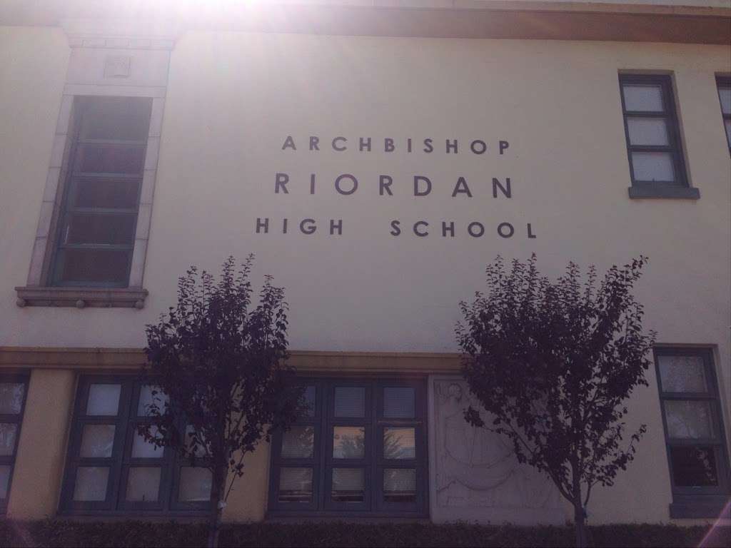 Archbishop Riordan High School | 175 Frida Kahlo Way, San Francisco, CA 94112, USA | Phone: (415) 586-8200