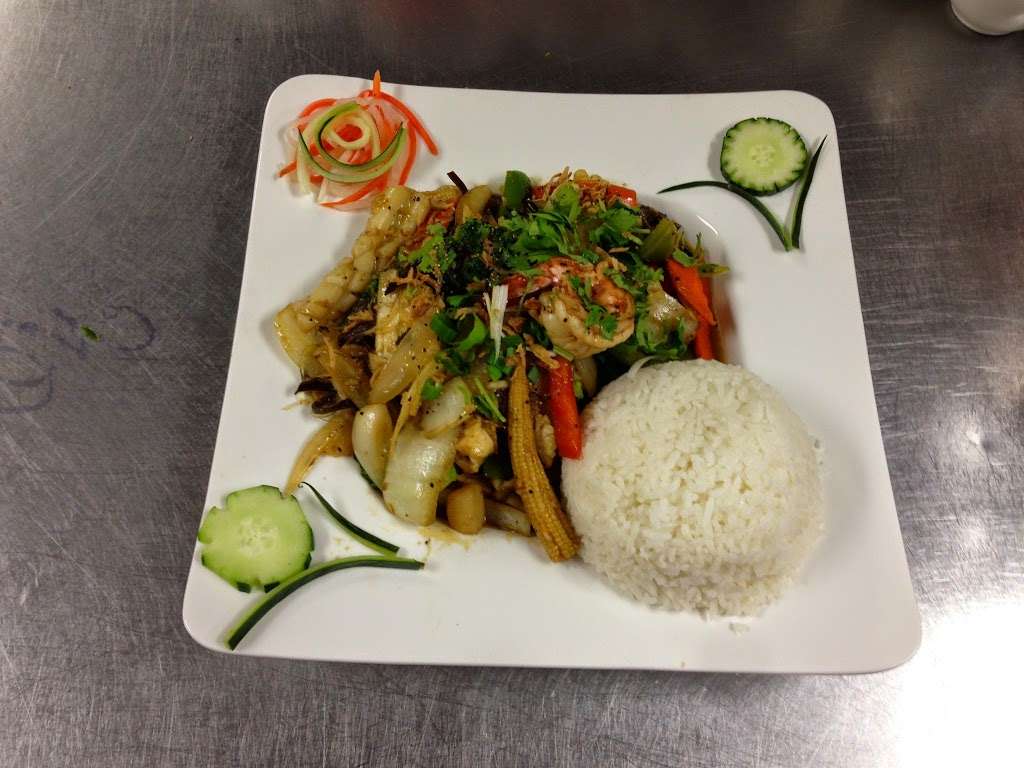 Vietnam Bistro | 2221 U.S. 9, Howell, NJ 07731, USA | Phone: (732) 414-6664