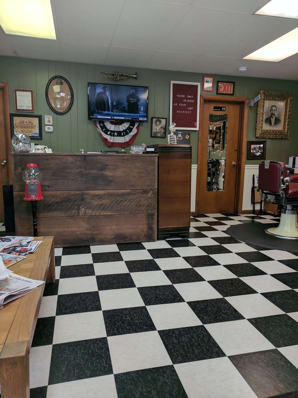 Roger Williams Barber Company | 21 Church St, Merrimac, MA 01860, USA | Phone: (978) 346-4461