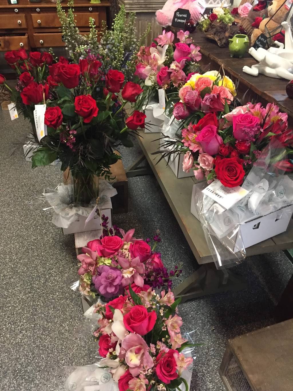 Forestwood Fine Flowers | 11818 Inwood Rd, Dallas, TX 75244, USA | Phone: (972) 233-4762