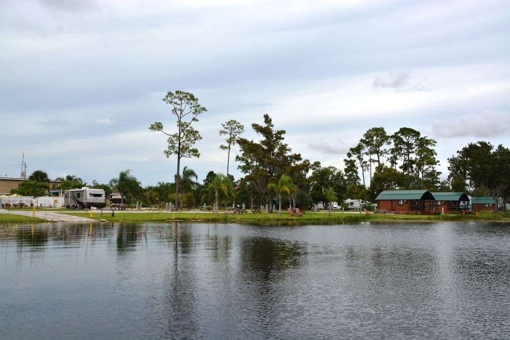 Orlando SE / Lake Whippoorwill KOA Holiday | 12345 Narcoossee Rd, Orlando, FL 32832 | Phone: (407) 277-5075