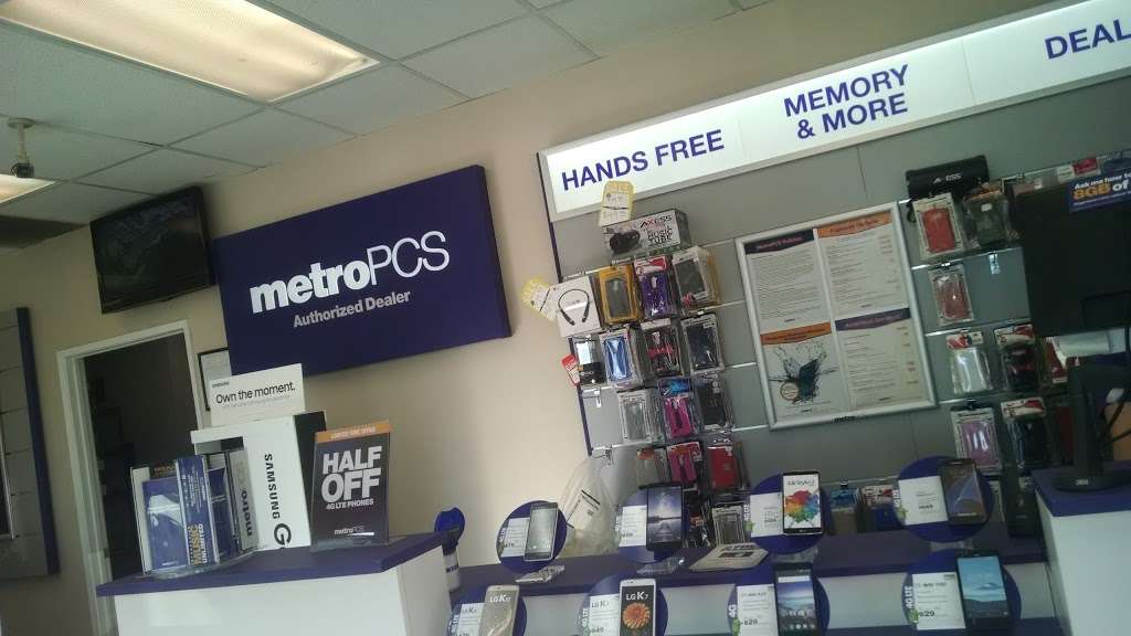 Metro by T-Mobile | 4315 Rosemead Blvd Ste A, Rosemead, CA 91770, USA | Phone: (626) 287-0000