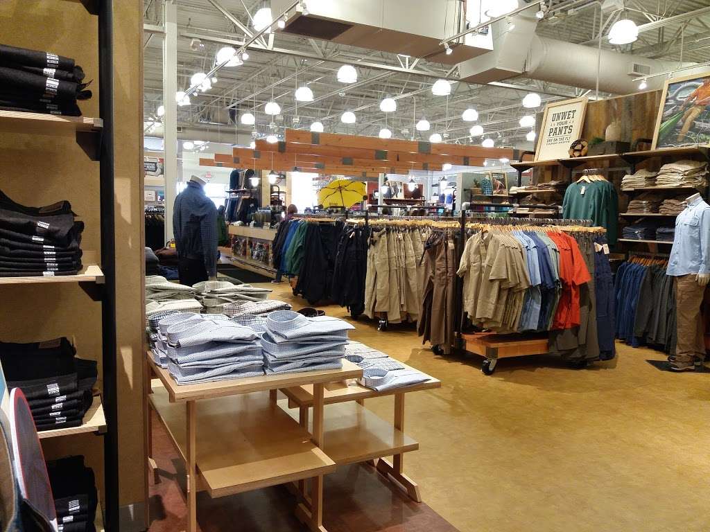 Duluth Trading Company | 11242 Bulloch Dr, Manassas, VA 20109, USA | Phone: (703) 659-0044